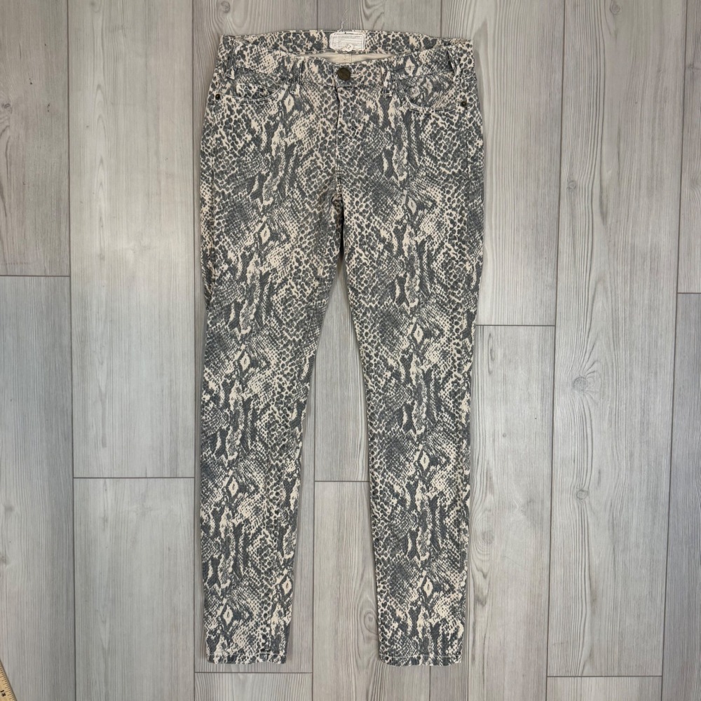 Current/Elliott The Ankle Skinny Canvas Snakeskin Print Pants Grey Cream 27